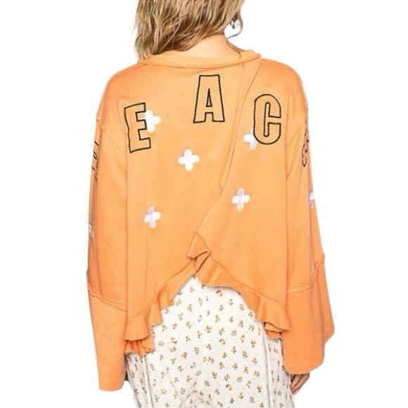 921:  POL NEW TOP - Picture 2 of 3